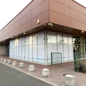 Iroda takarás perforált ablakfóliával nyomtatás nélkül