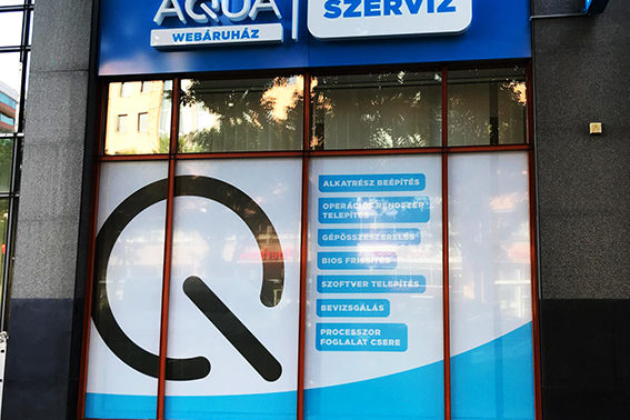 Perforált ablakfólia kirakatüvegre Perforált ablakfólia kirakatüvegre